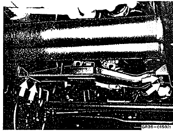 13 Déposer le démarreur.