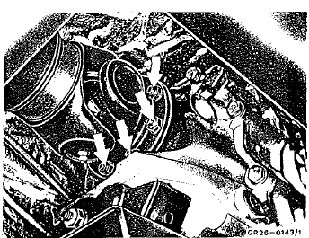 2 Monter le comparateur et le support sur le carter de