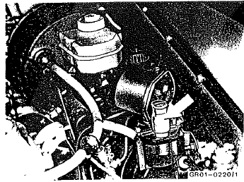 32 Débrancher le câble haute tension sur la bobine