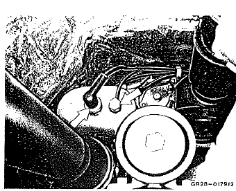 14 Vidanger et recueillir l'huile.