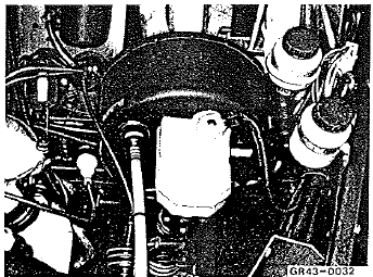 Ceci augmente l'effort appliqué par le conducteur. La