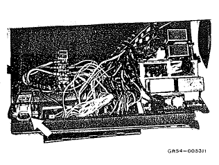 Le bloc de commande électronique est branché au